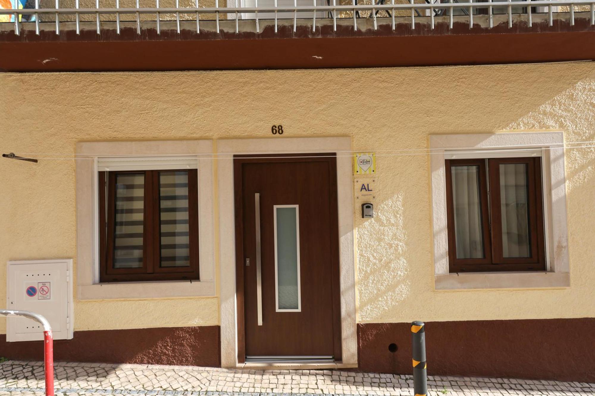 Dina Beach House Quinzico Nazaré Extérieur photo