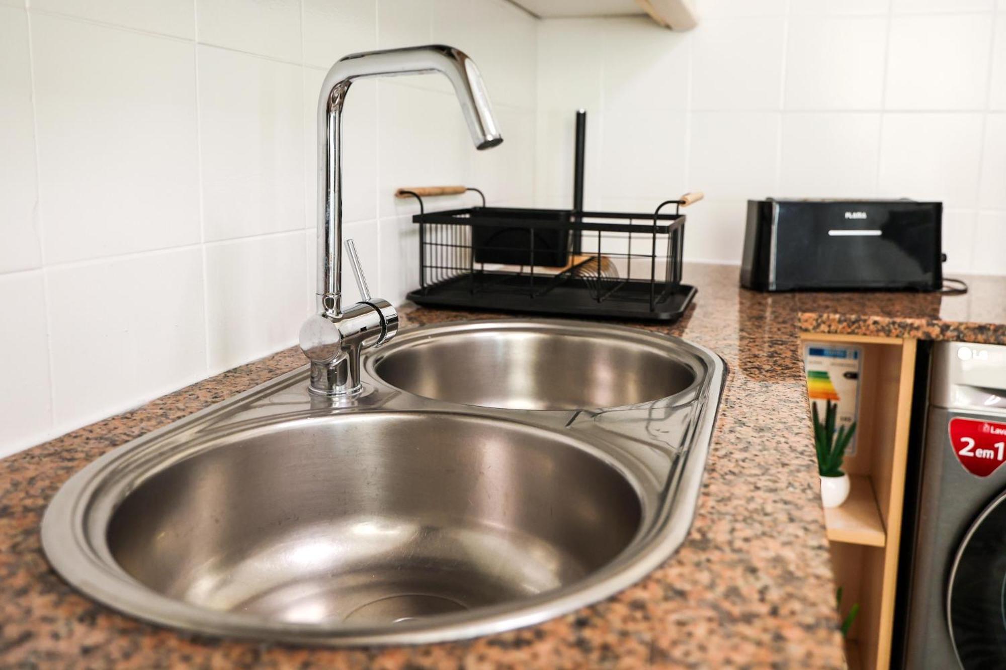 Dina Beach House Quinzico Nazaré Extérieur photo